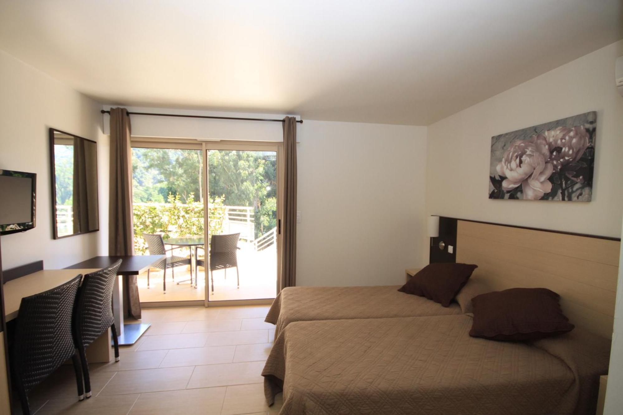 Hotel Et Residence Costa Rossa Porto  Экстерьер фото