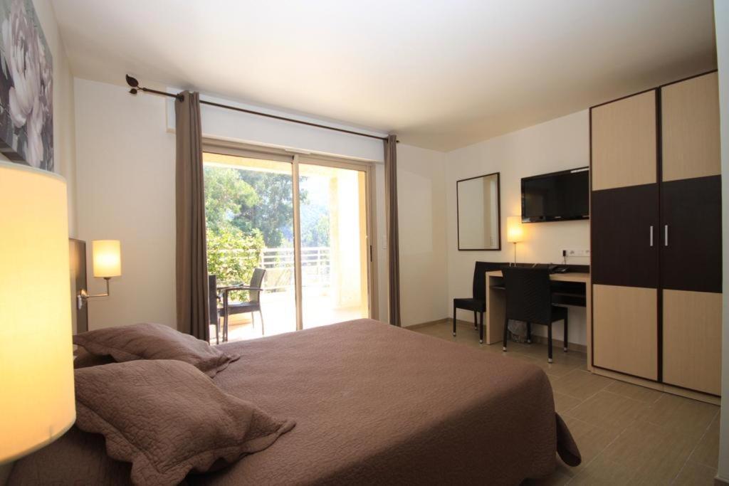 Hotel Et Residence Costa Rossa Porto  Экстерьер фото