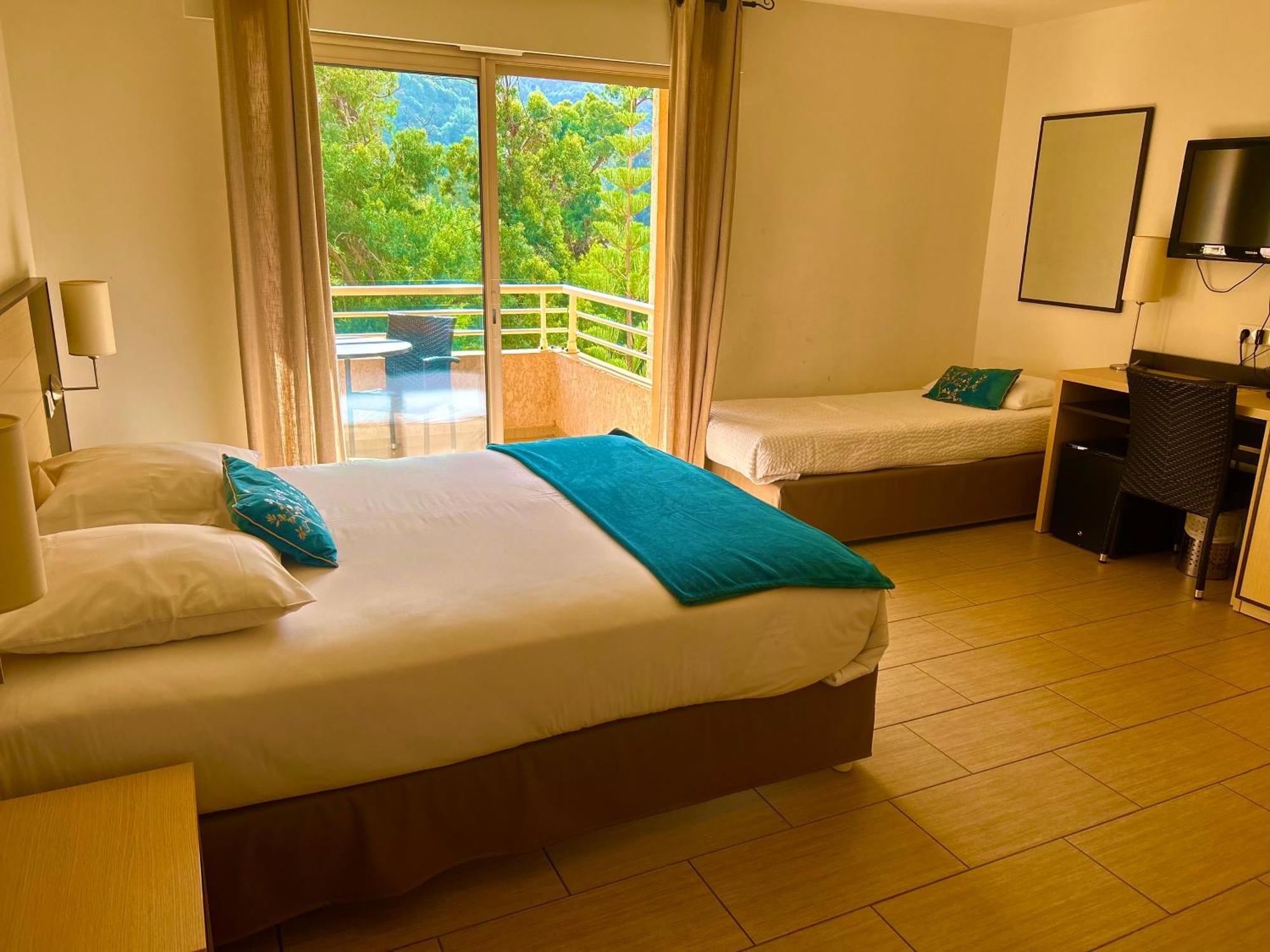 Hotel Et Residence Costa Rossa Porto  Экстерьер фото