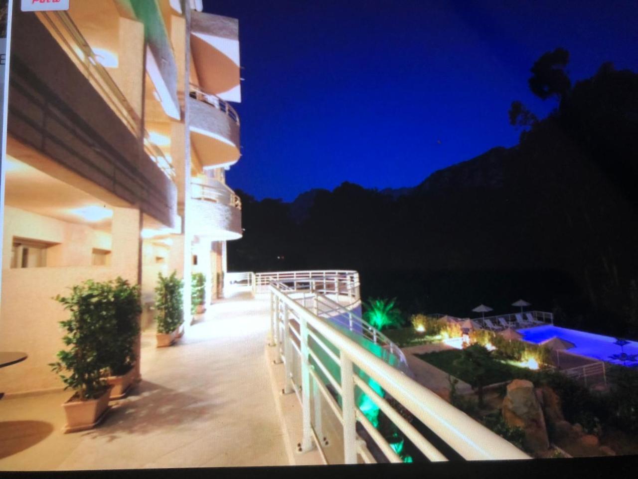 Hotel Et Residence Costa Rossa Porto  Экстерьер фото